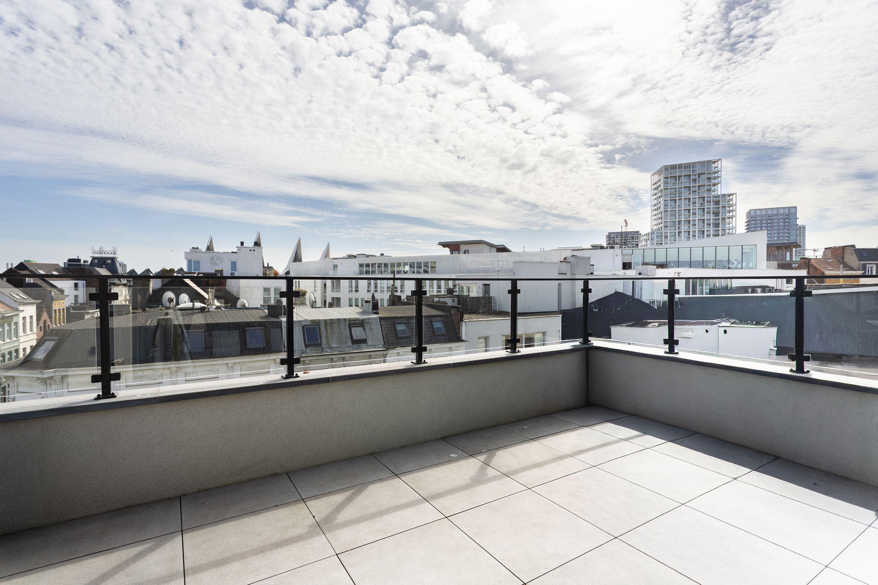 Luxueus gerenoveerde woning met lift en terrassen op ’t Zuid - foto 4