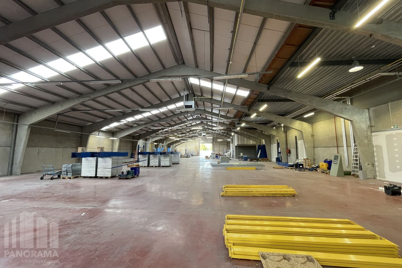 Strategisch gelegen magazijn 2.000 m² met buitenterrein in Brugge - foto 5
