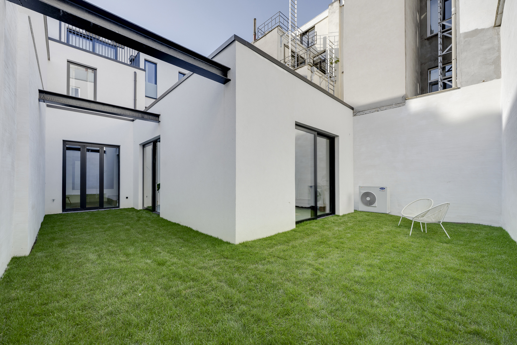 Unieke, lichtrijke loft van ca. 229 m² met ruime stadstuin - foto 2