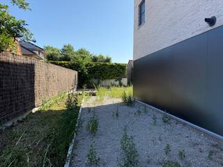 Project Tabaksveld bestaat uit 2 tijdloze en kwalitatieve halfopen woningen. De woningen zijn gelegen op het einde van een doodlopende straat in...