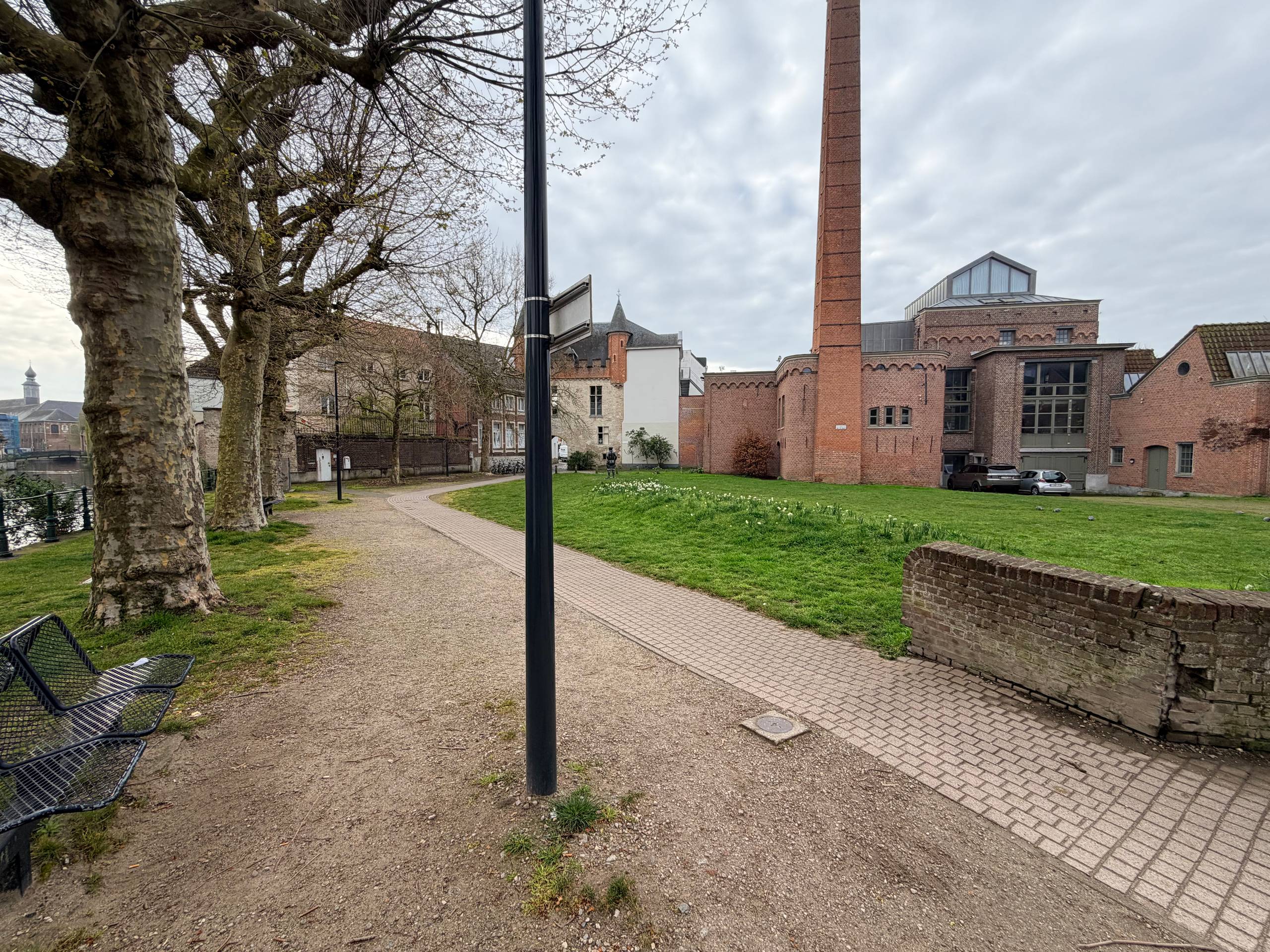 --- NIEUW --- Instapklaar appartement met garagebox en terras nabij het Rabot / Prinsenhof . - foto 5