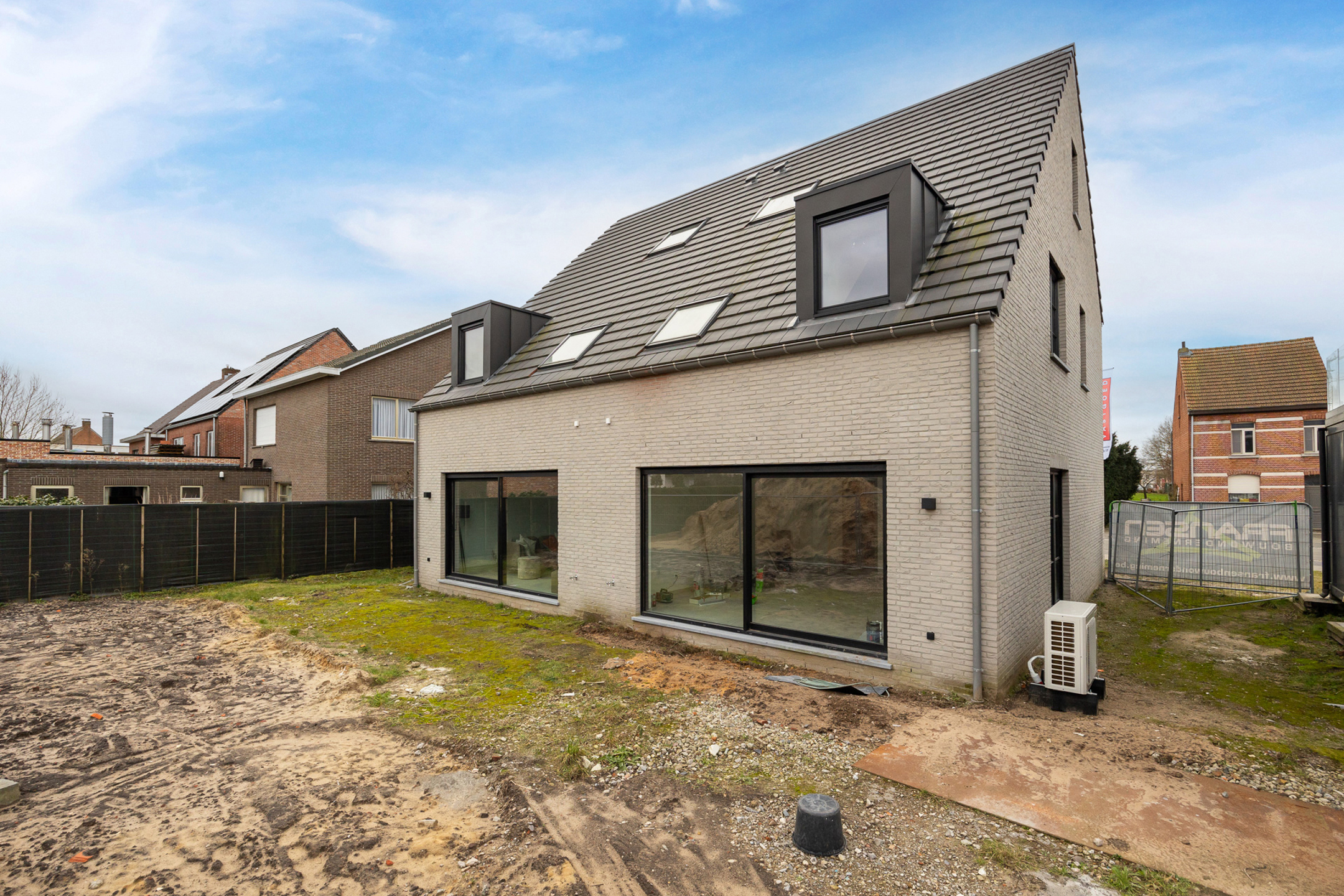 Maison à vendre à Oud-Turnhout avec 5 chambres - photo 3