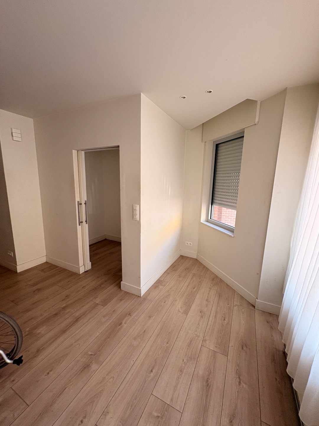 Verhuurd 2-slaapkamerappartement met 2 badkamers – 97 m² - foto 4