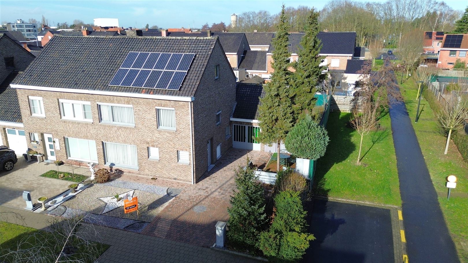 rustig gelegen halfopen woning  - foto 2