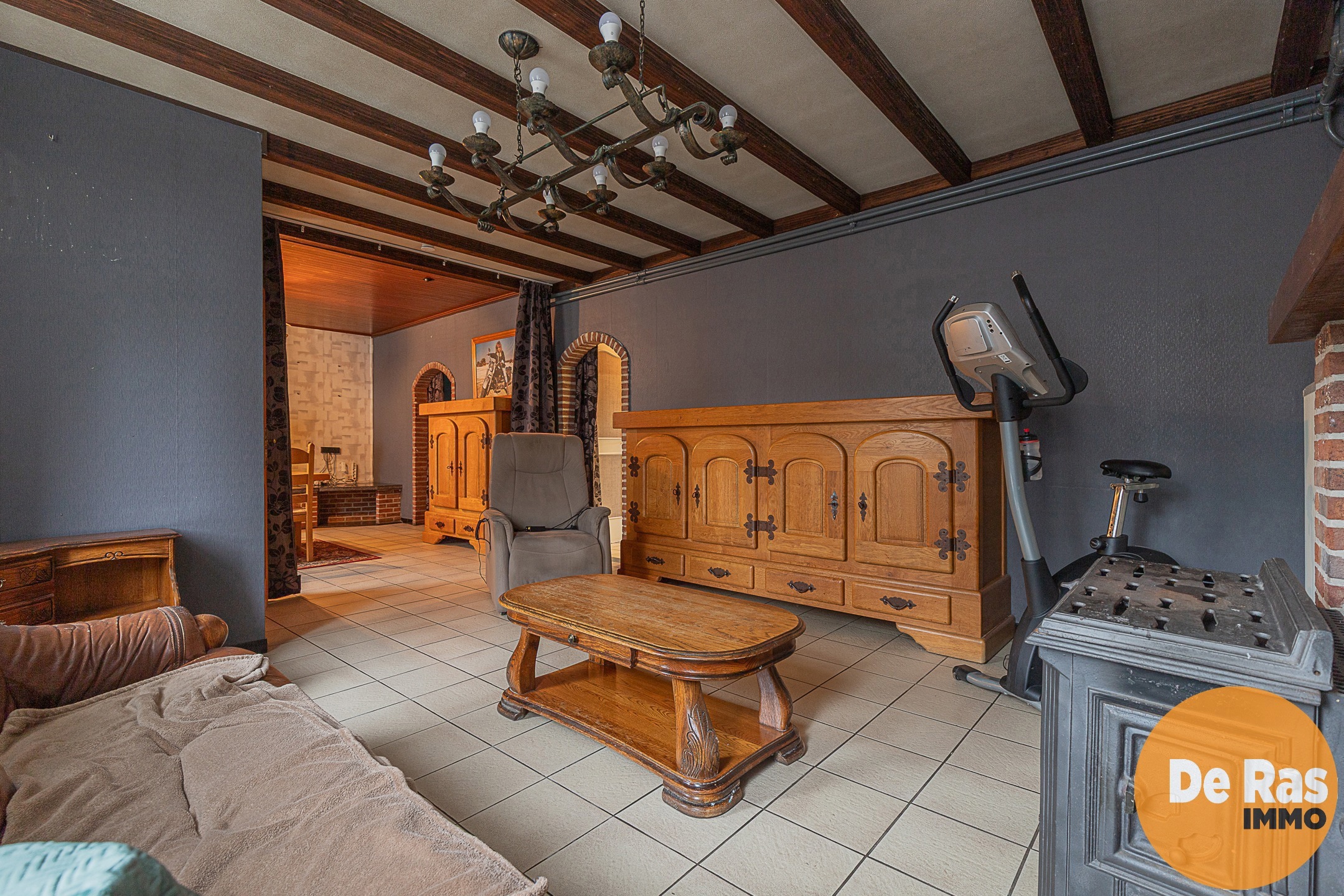 ROZEBEKE - Karakteristieke burgerwoning met loods - foto 4