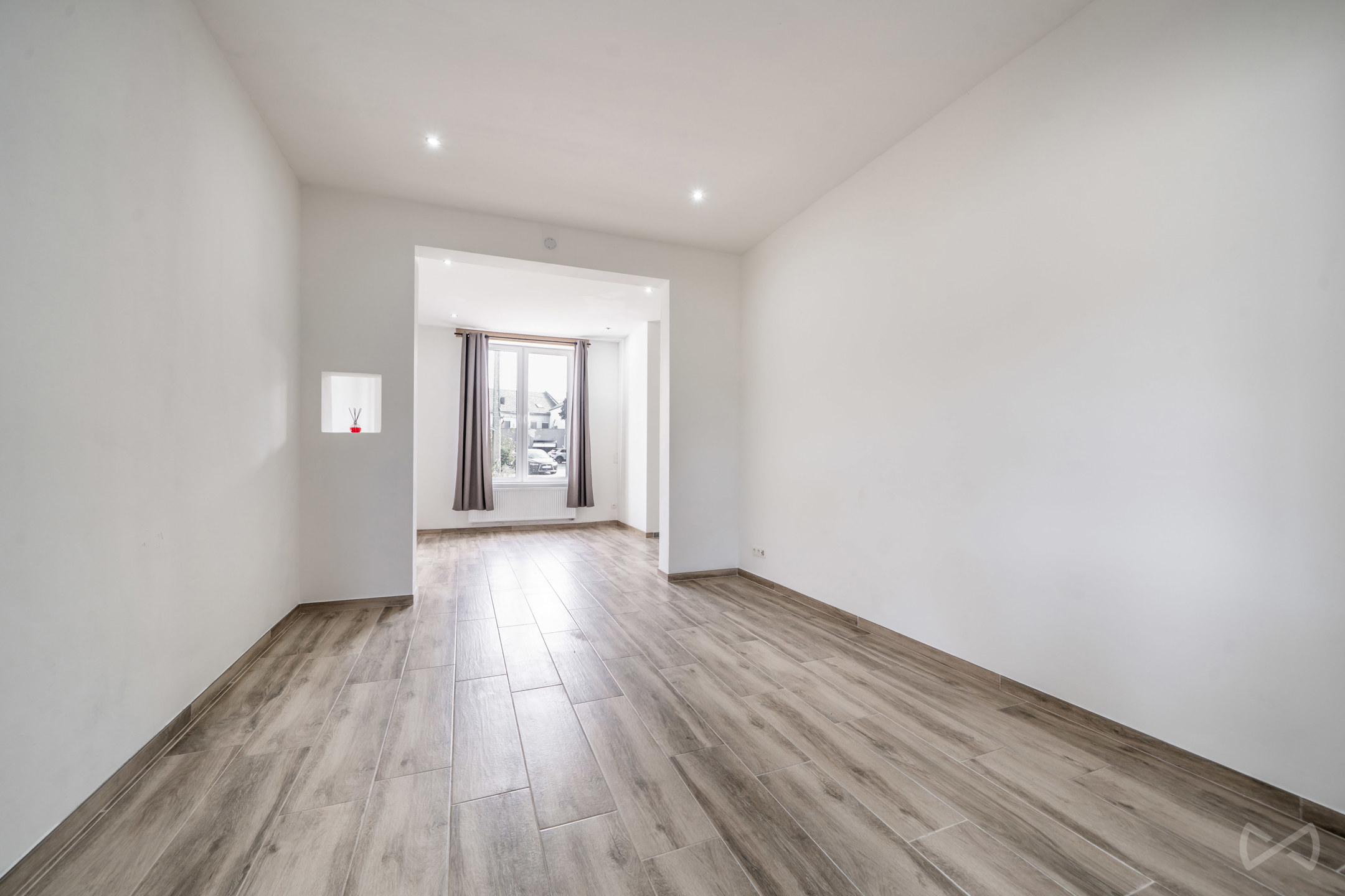 Huis te koop in Jumet met 4 slaapkamers - foto 4