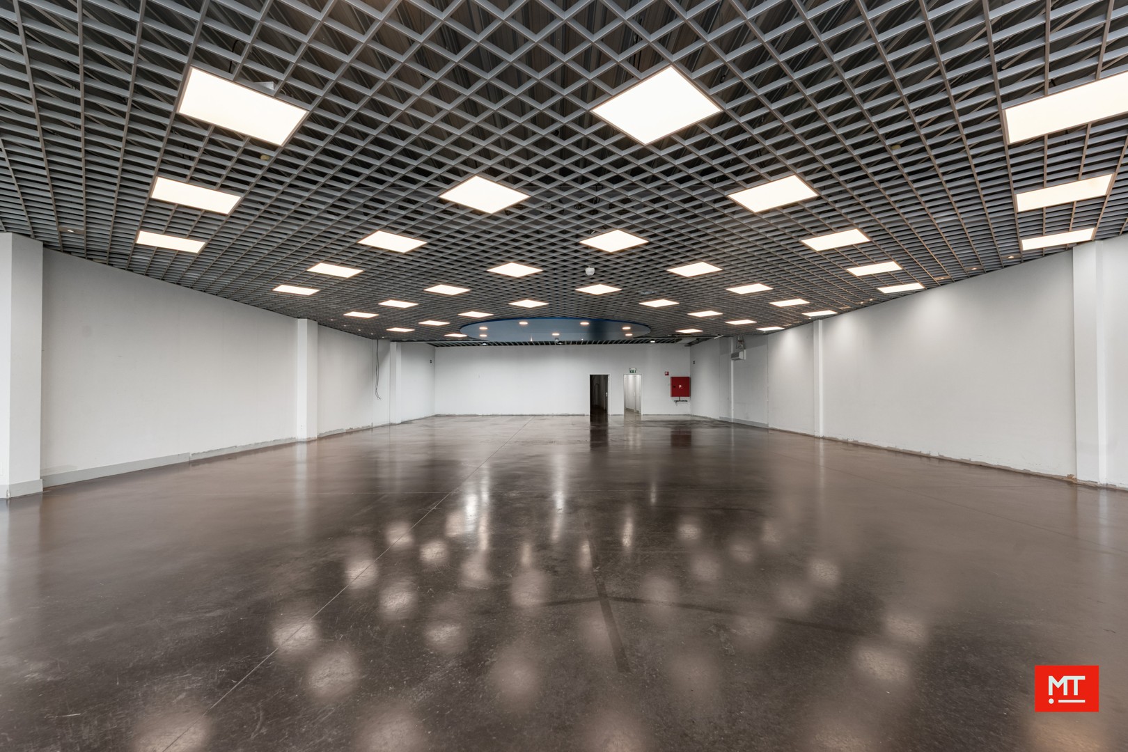 Baanwinkel te huur in het Mammoet Center te Roeselare - foto 2