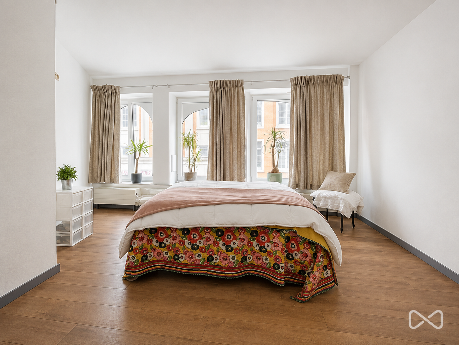 Mooi appartement met 2 slaapkamers en een garage in het centrum - foto 4