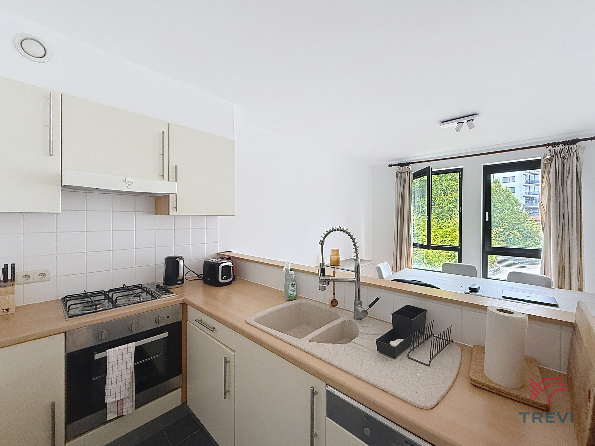 Appartement te huur in Elsene met 2 slaapkamers - foto 4