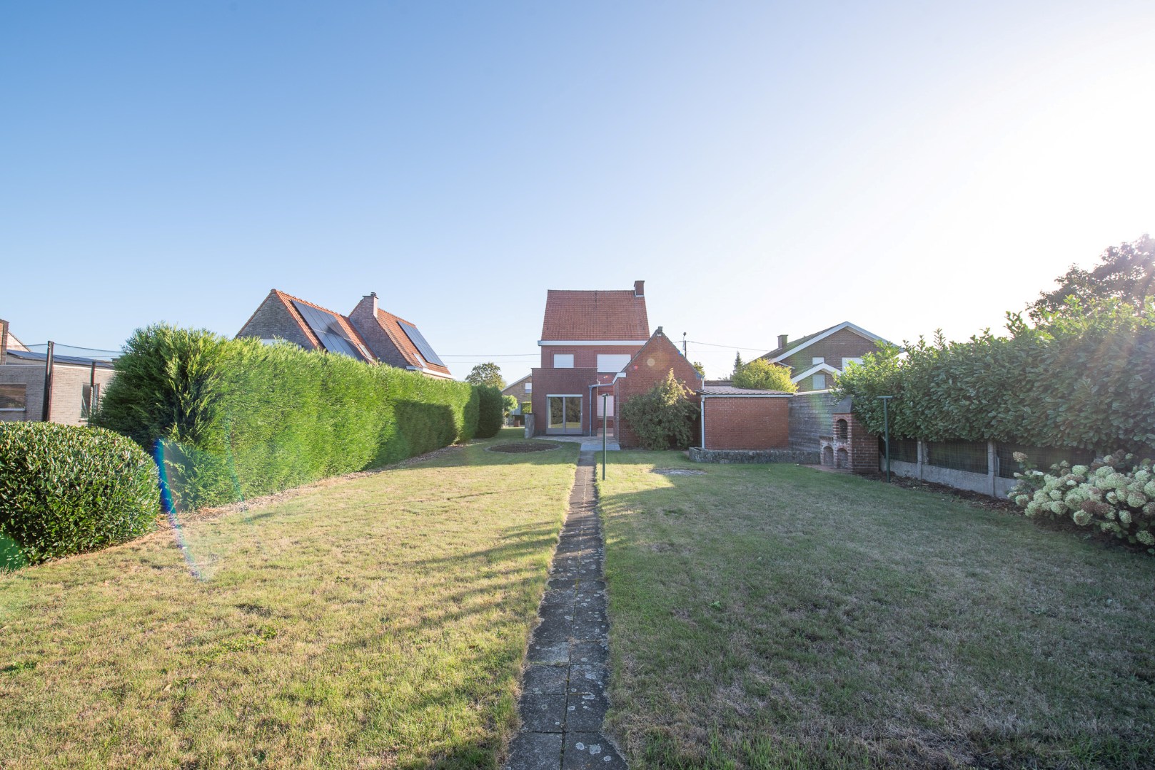 Goed gelegen, stevige woning op 900 m² met perfecte oriëntatie in Zulte (Machelen)! - foto 2