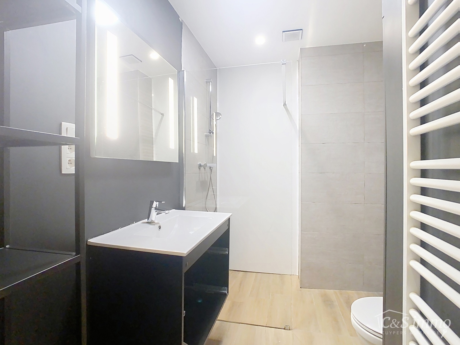 Gerenoveerd 1-slaapkamer gelijkvloers appartement aan Dam.  - foto 5