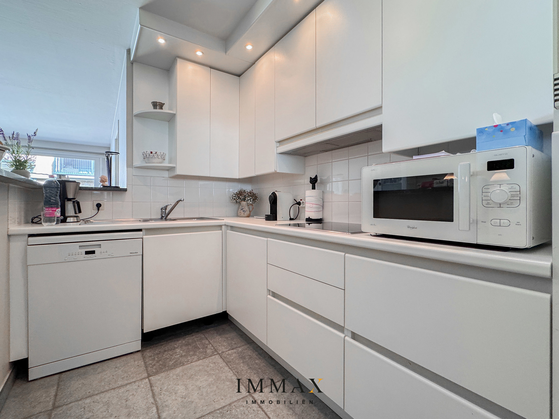 Mooi 2-slaapkamerappartement, centraal gelegen in Knokke - foto 3