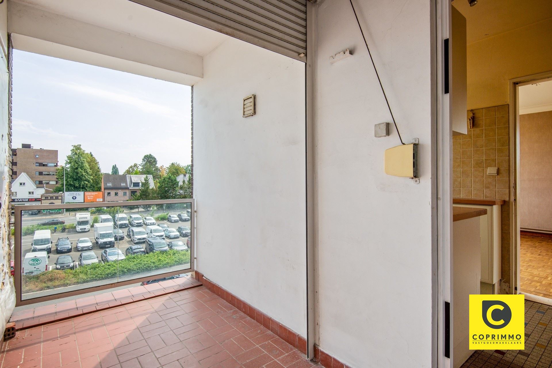Te renoveren 3slpk app met terras en staanplaats - foto 4