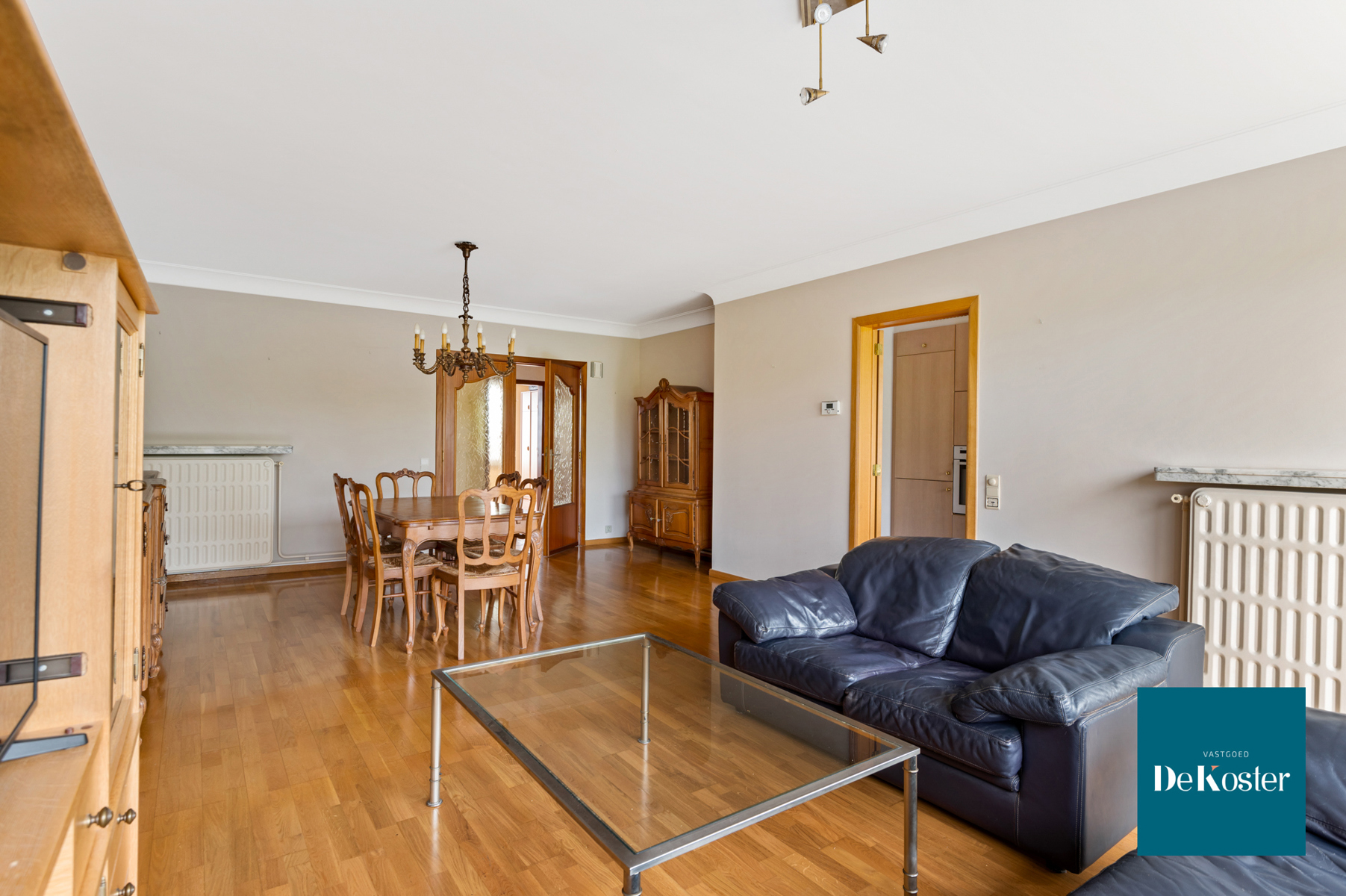 Zonnig appartement met 2 terrassen in hartje Merksem - foto 5