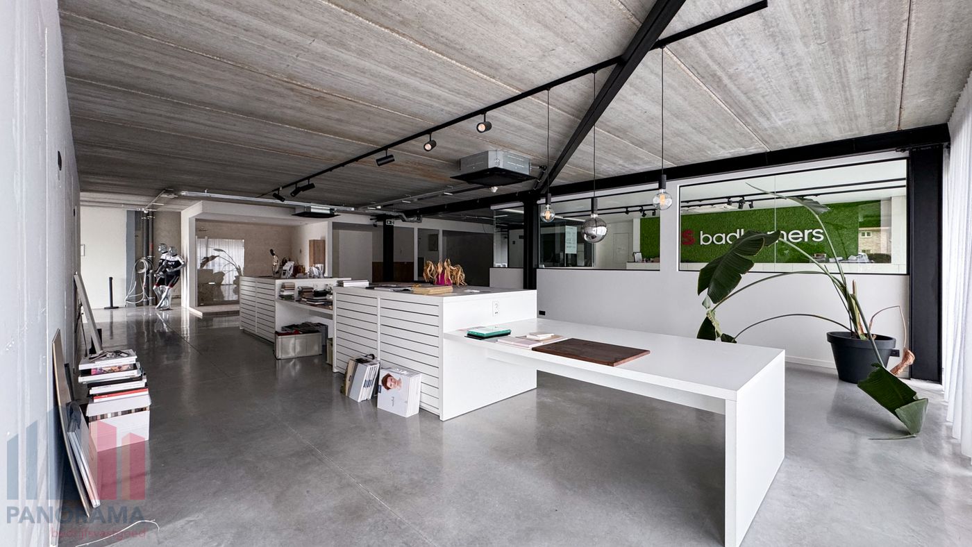 Instapklaar bedrijfsgebouw met showroom-, kantoor- en magazijnruimte op toplocatie nabij E40, N9 en Brusselbaan in Affligem - foto 4
