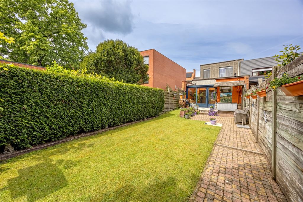 Instapklare stadswoning met zonnige tuin - foto 1