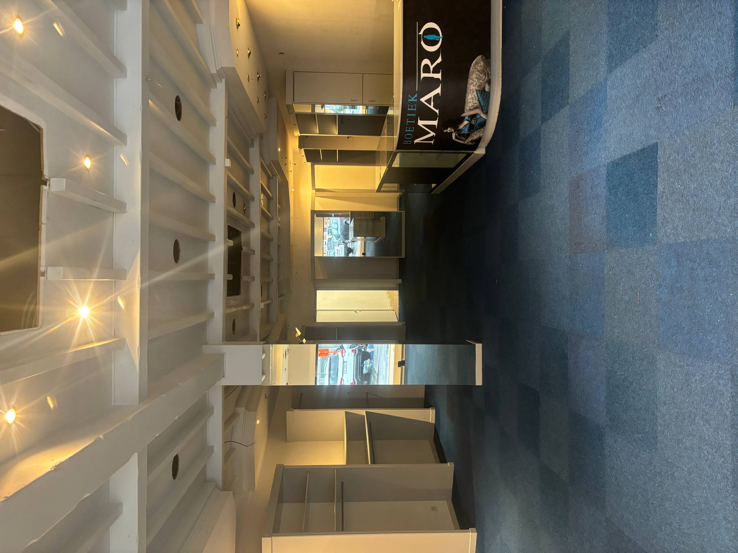 Commercial à louer à Neerpelt - photo 2