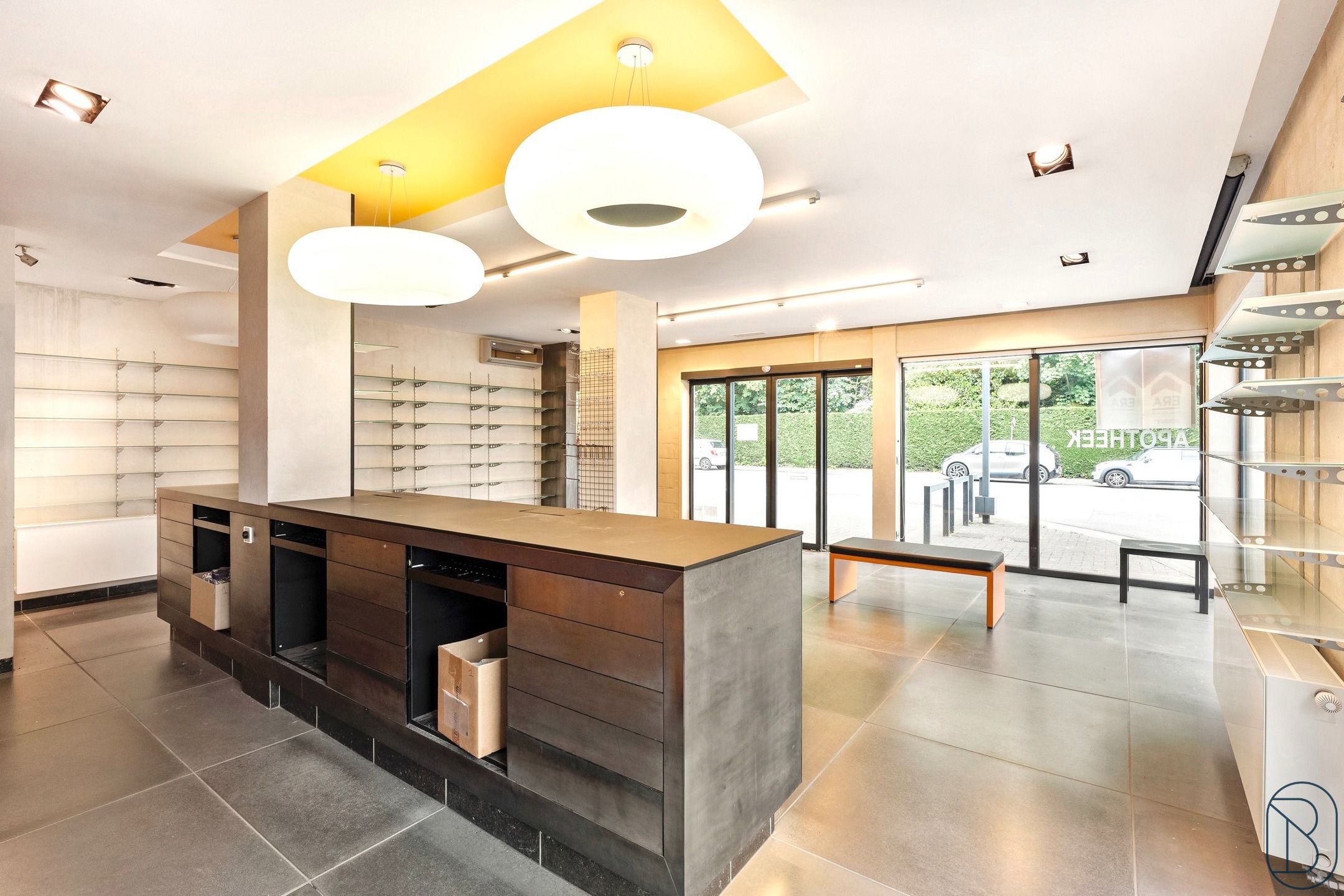 TOPGELEGEN handelsruimte met extra studio!  - foto 2