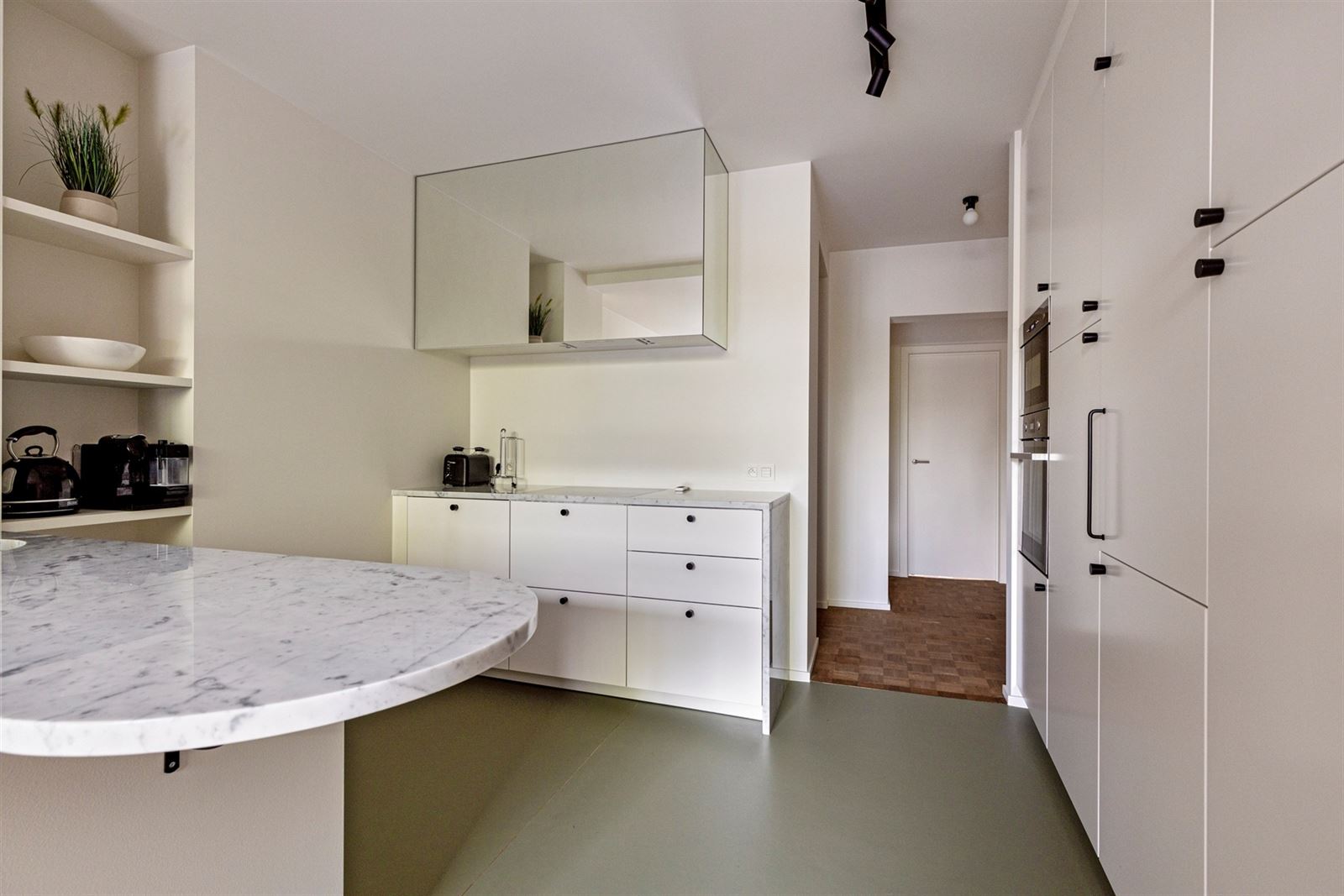 Mortsel: Hoogstaand afgewerkte gemeubeld charme appartement - foto 4