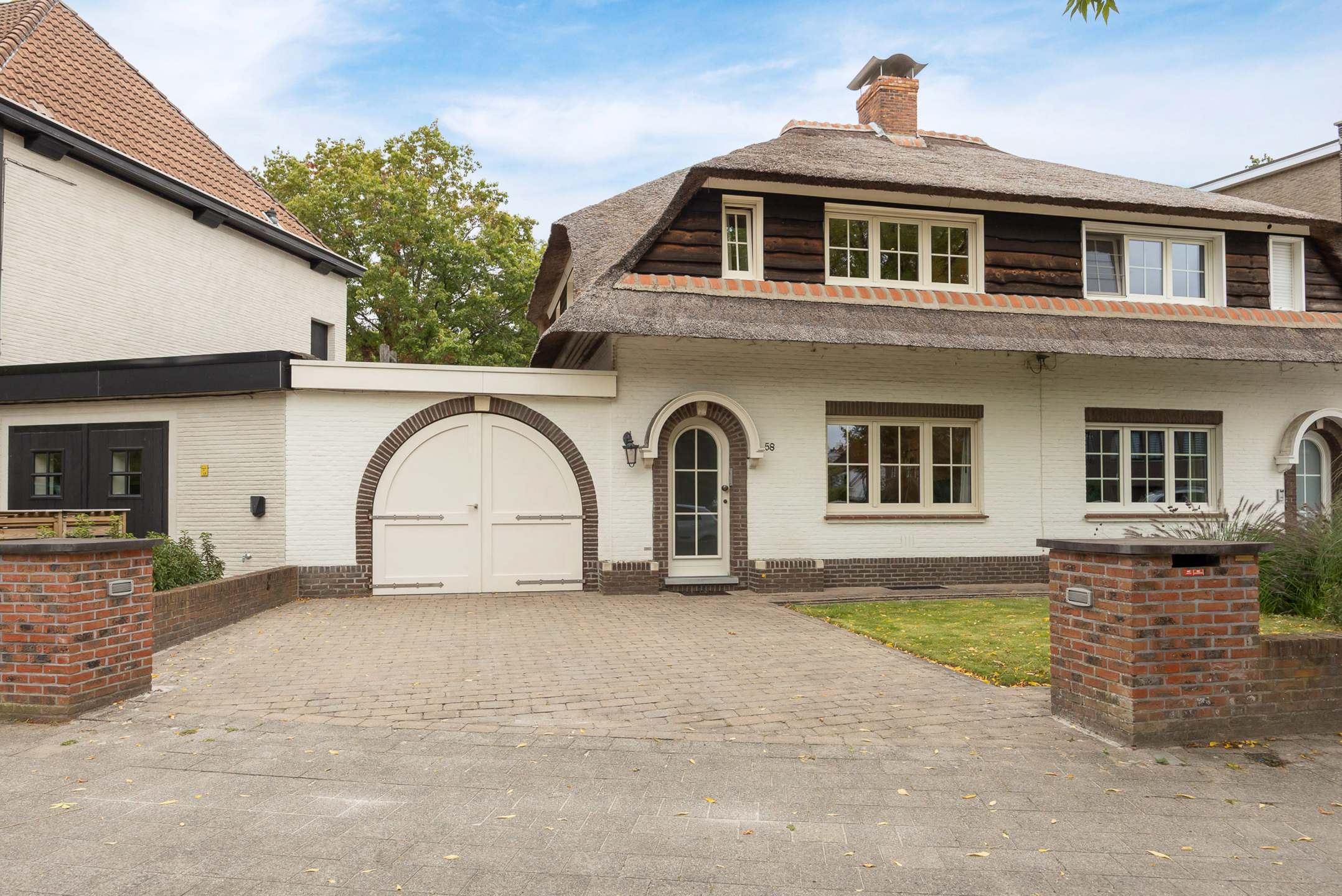 Charmante rietgedekte HOB met garage - foto 3