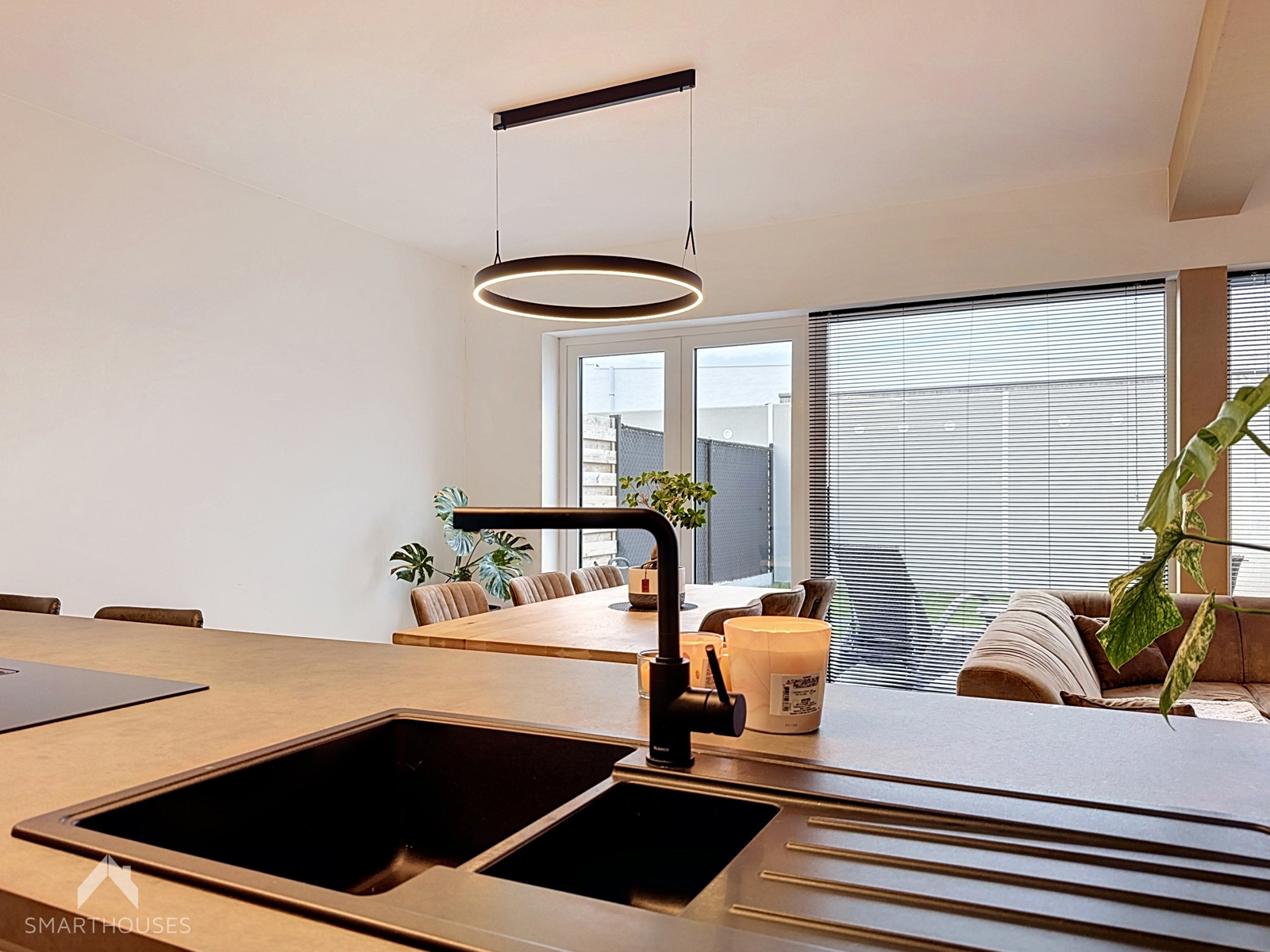 Recente halfopen BEN-woning met 3 slpkrs, garage & tuin - foto 4
