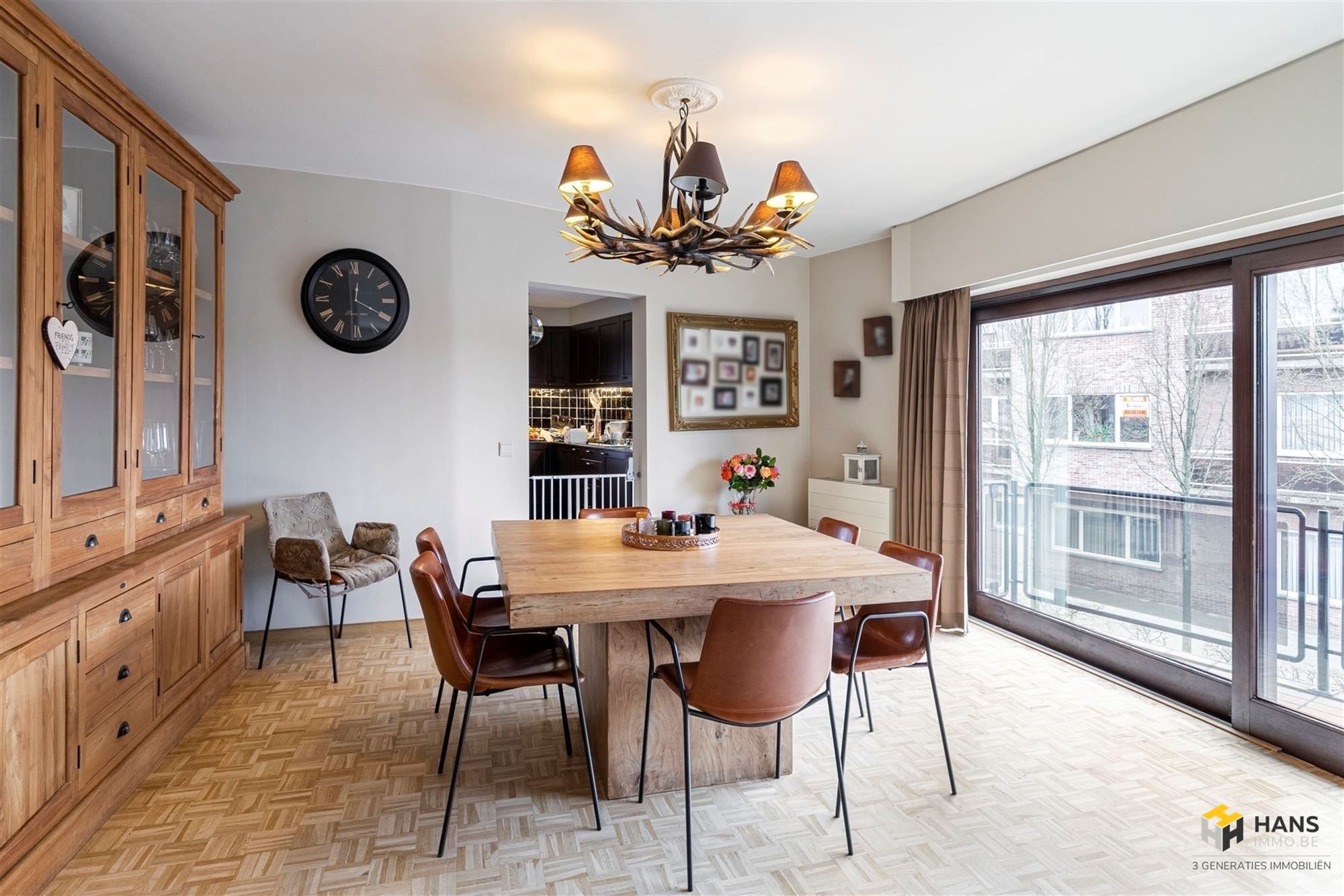 Riant duplex appartement (230 m²) met 3 slaapkamers en 3 terrassen in Brasschaat. - foto 4