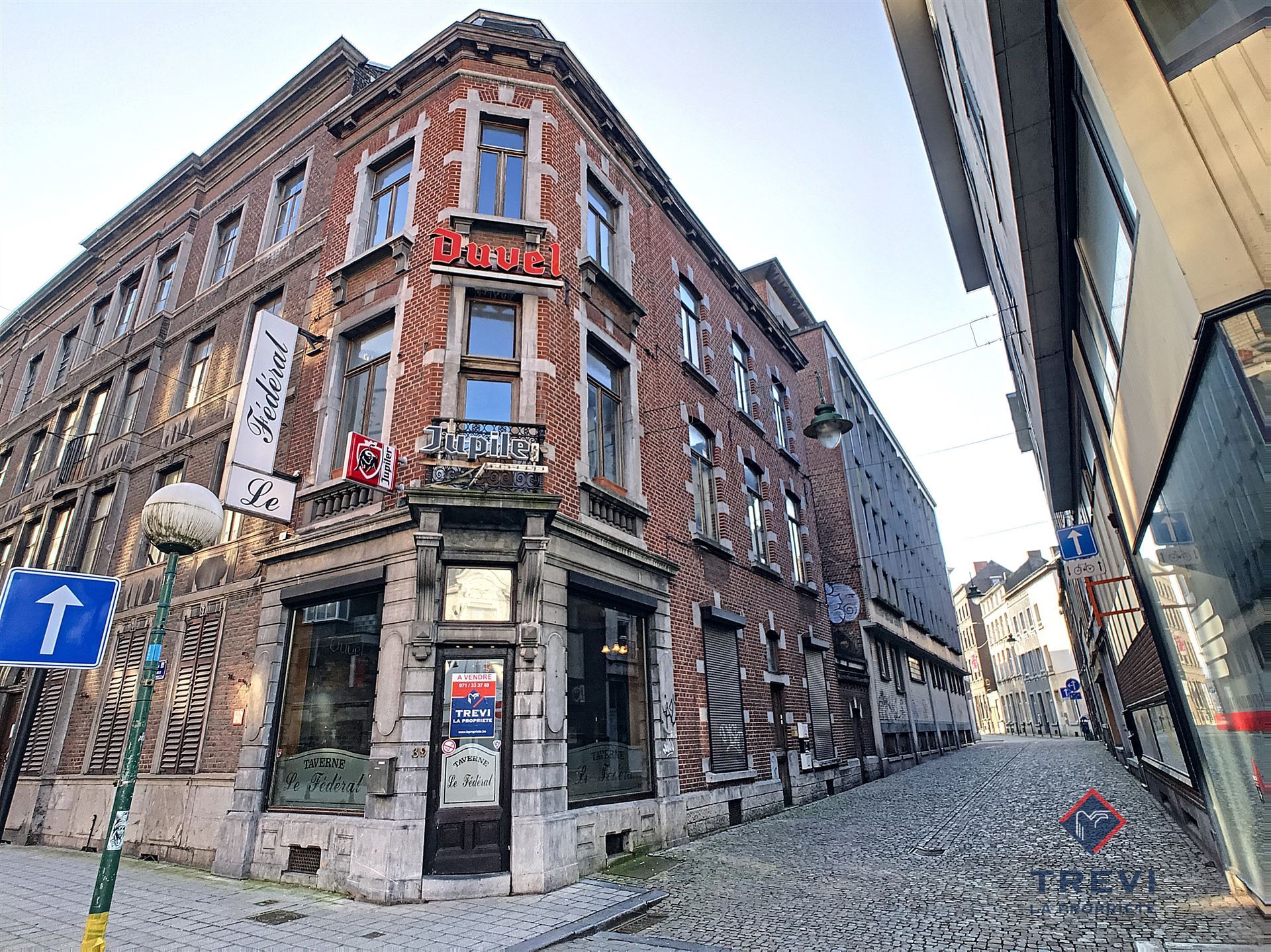 Commercieel te koop in Charleroi