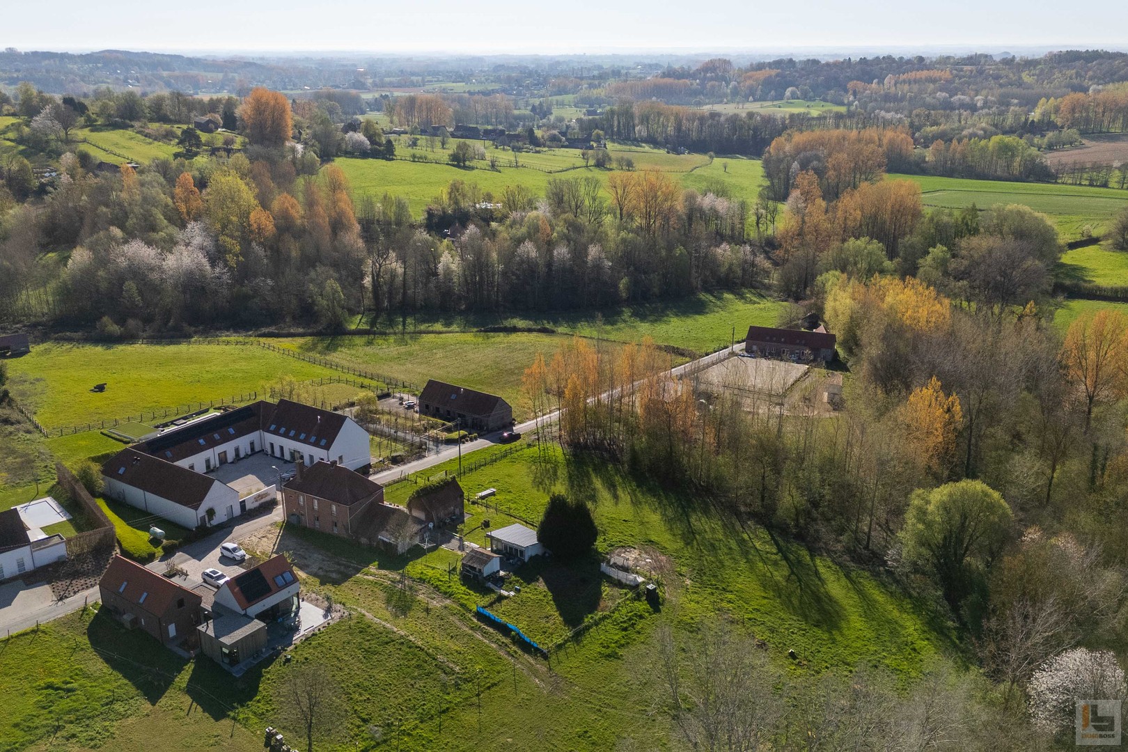 Te renoveren woning  op 2991m2 op unieke locatie - foto 5