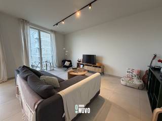 Kwalitatief afgewerkt appartement gelegen op de derde verdieping in project Zuidkaai. Het appartement is gelegen nabij het centrum van Aalst...