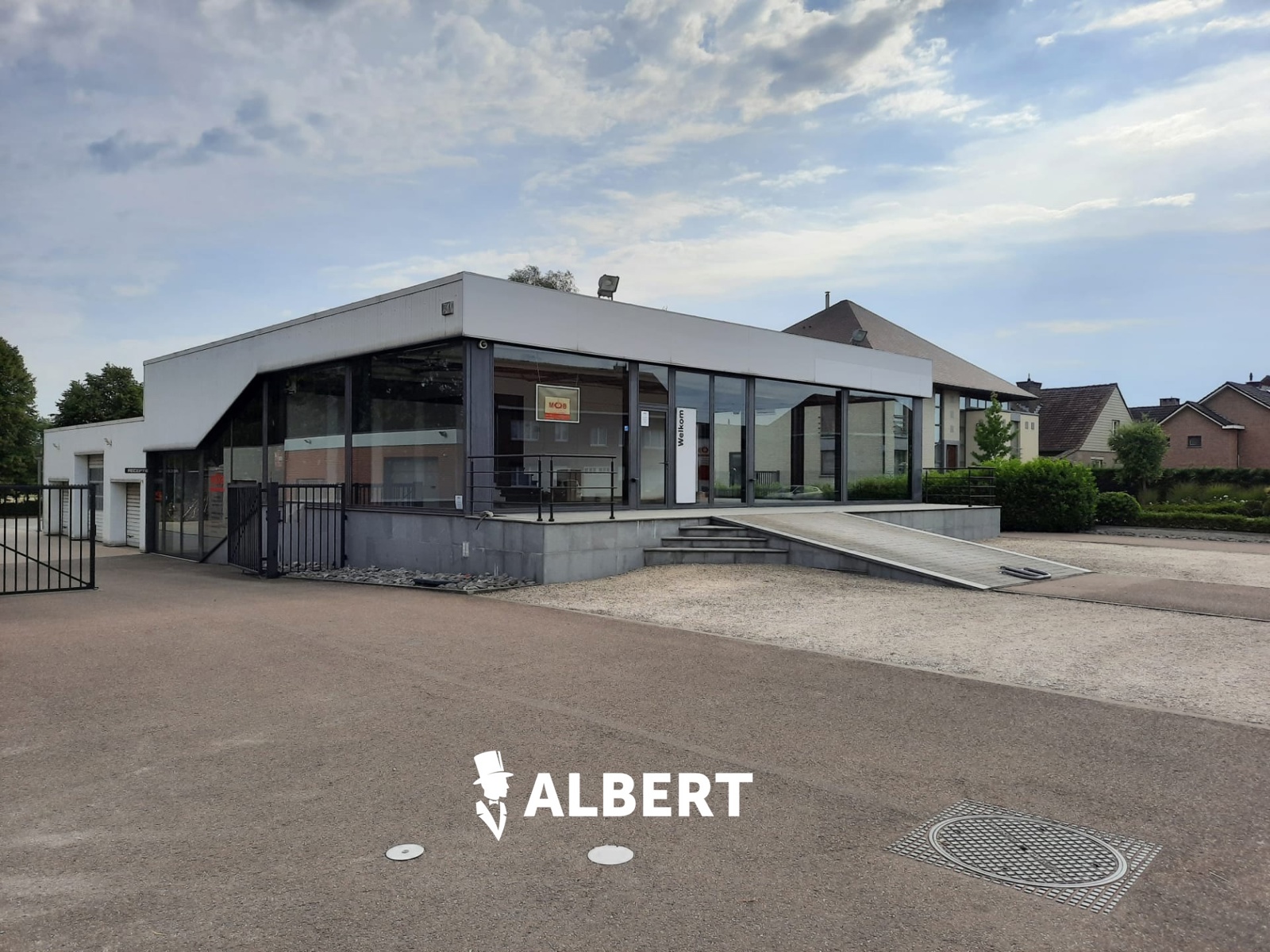 Commercial à vendre à Bilzen-Hoeselt - photo 1