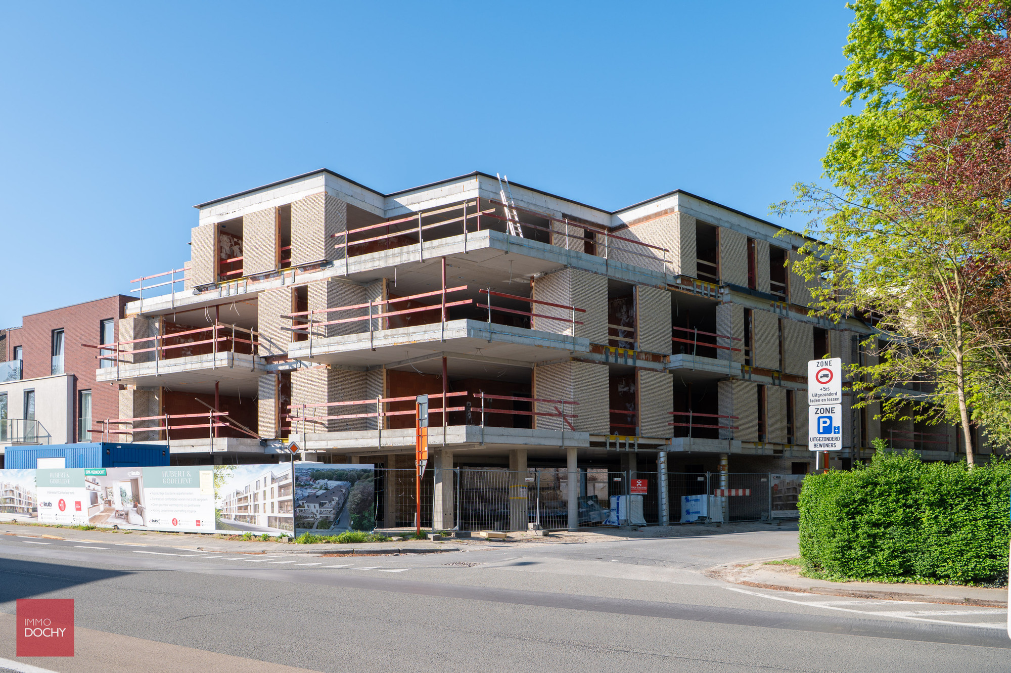 Residentie "Hubert & Godelieve": Prachtige appartementen op zeer goede ligging - photo 1