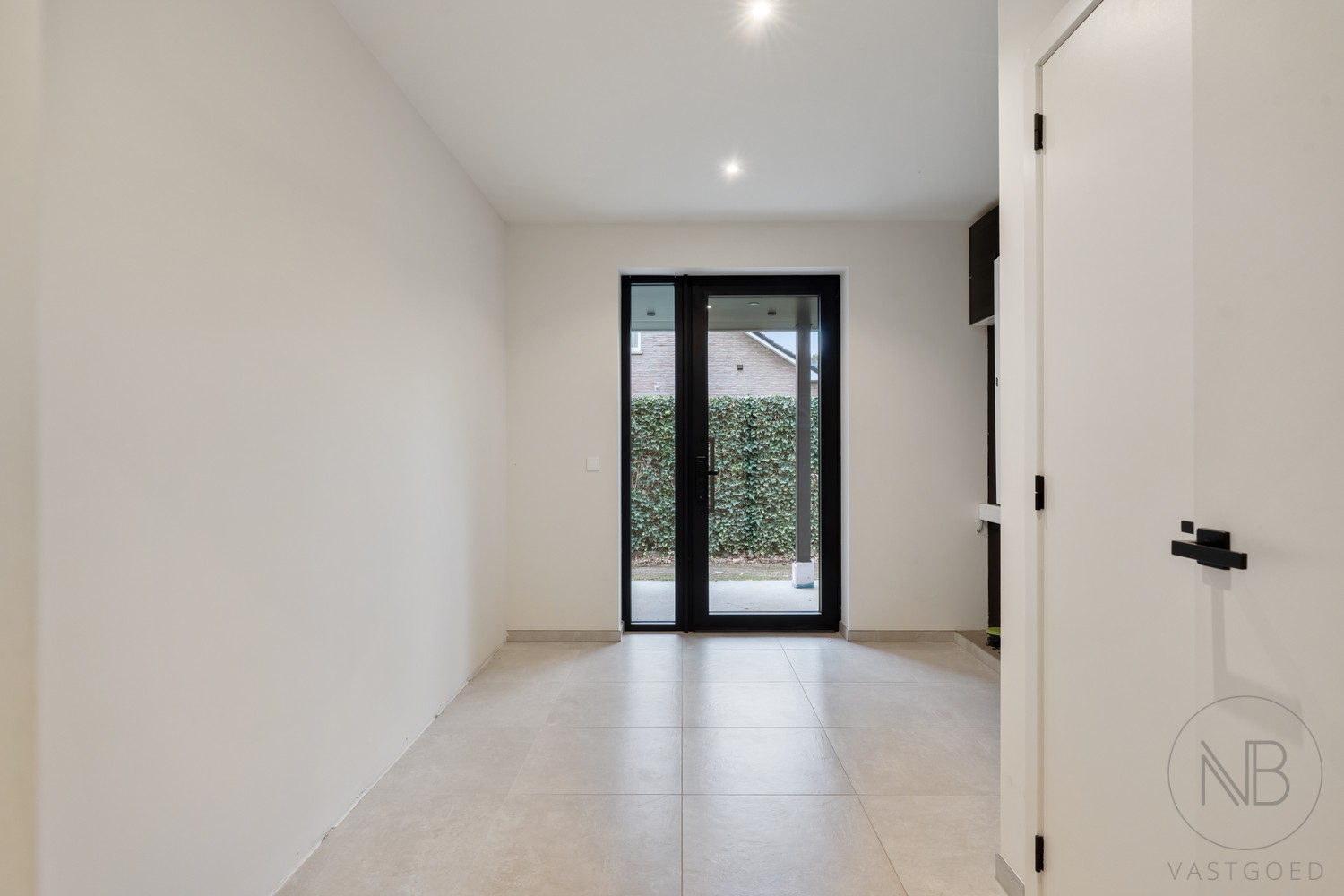 Moderne gelijkvloerse woning in Zonhoven op een perceel van 10a 91ca - foto 5