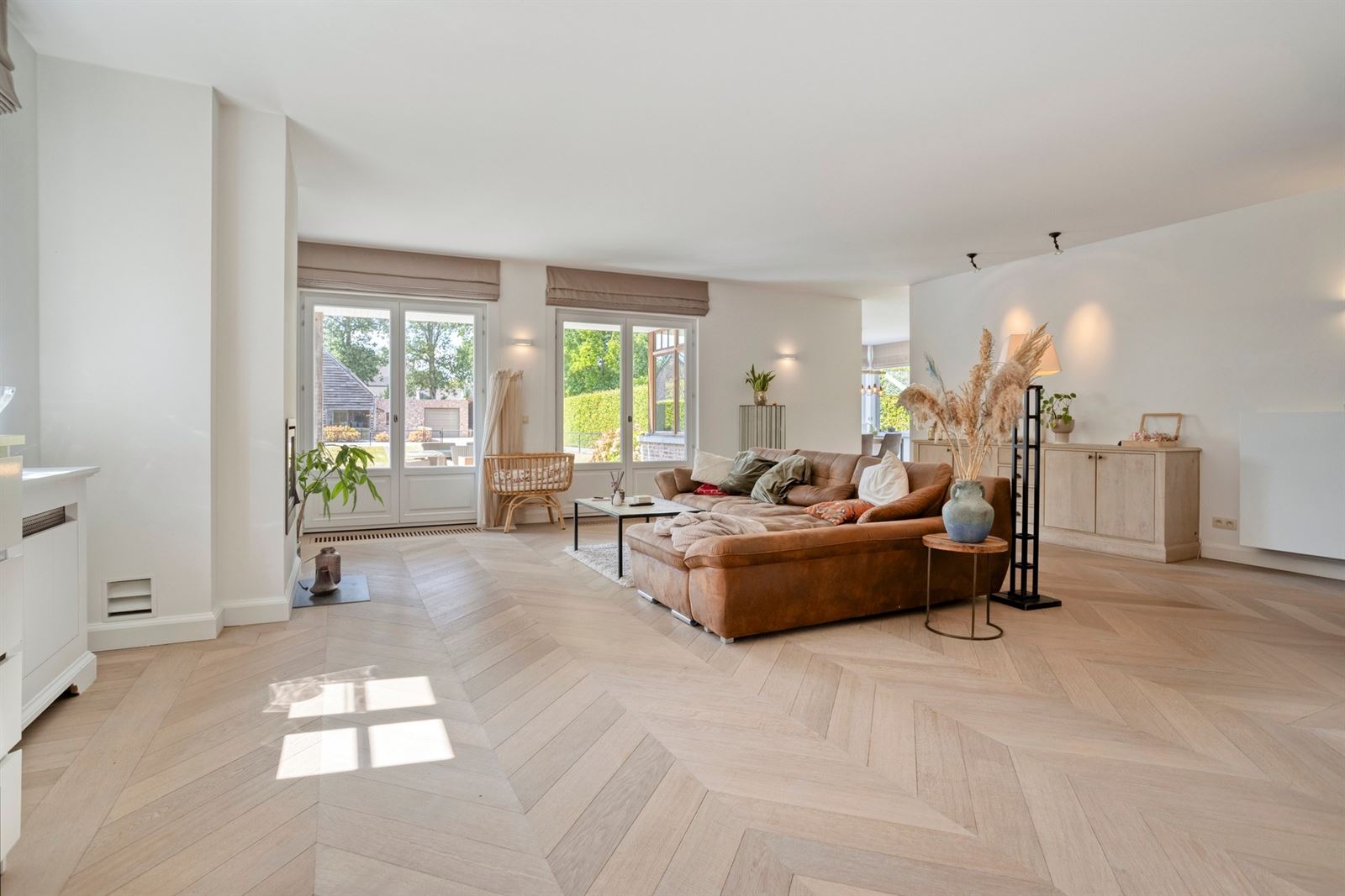 Ruimte, rust en eindeloze mogelijkheden
! Op zoek naar een woning die écht iets extra biedt? - foto 4