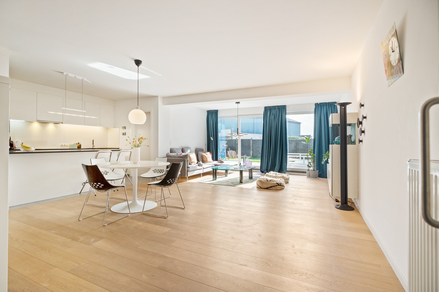 Instapklaar gelijkvloers appartement met 3 SLPK en een ruim tuin/terras in Antwerpen! - foto 2