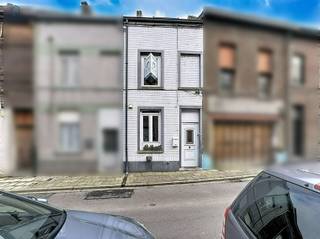 Charmante stadswoning met 4 slaapkamers, terras en diepe tuin op wandelafstand van het centrum van GeraardsbergenOp zoek naar een ruime stadswoning...