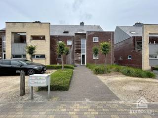 PLUSPUNTEN:+ woonoppervlakte: 75 m²+ terrasoppervlakte: 30 m²+ 2 slaapkamers+ duplexappartement+ ondergrondse parkeerplaats+ kelderberging+...