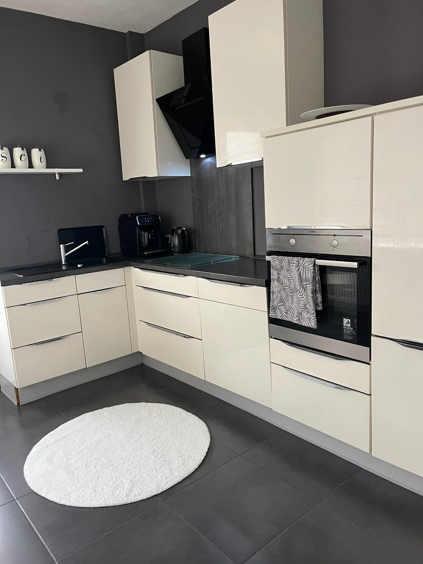 Appartement te koop in Wilrijk met 2 slaapkamers - foto 4