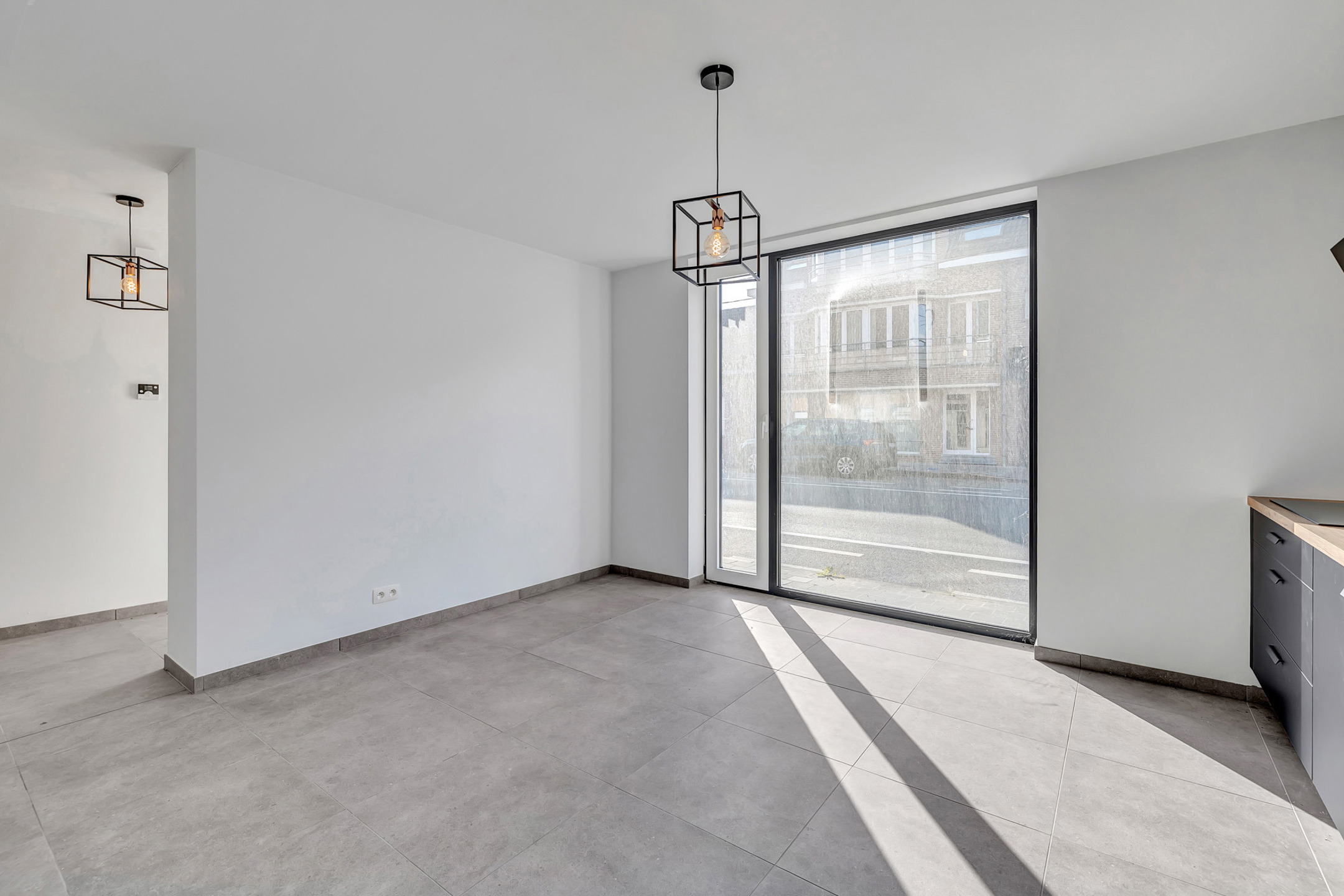 Volledig afgewerkte nieuwbouwwoning met 5 slaapkamers - foto 5