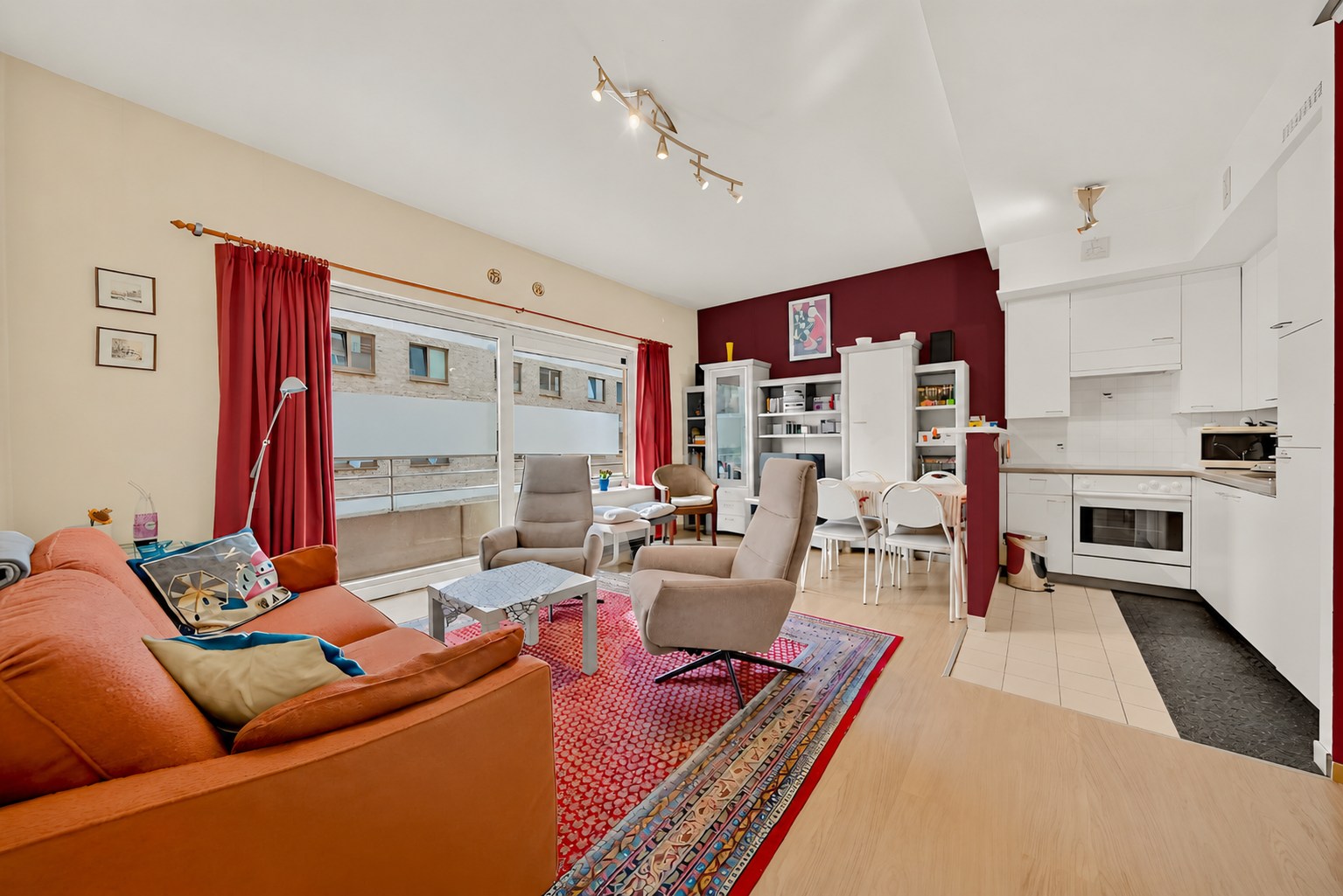 Instapklaar 1 slaapkamer appartement vlakbij jachthaven en station in centrum Oostende - foto 5