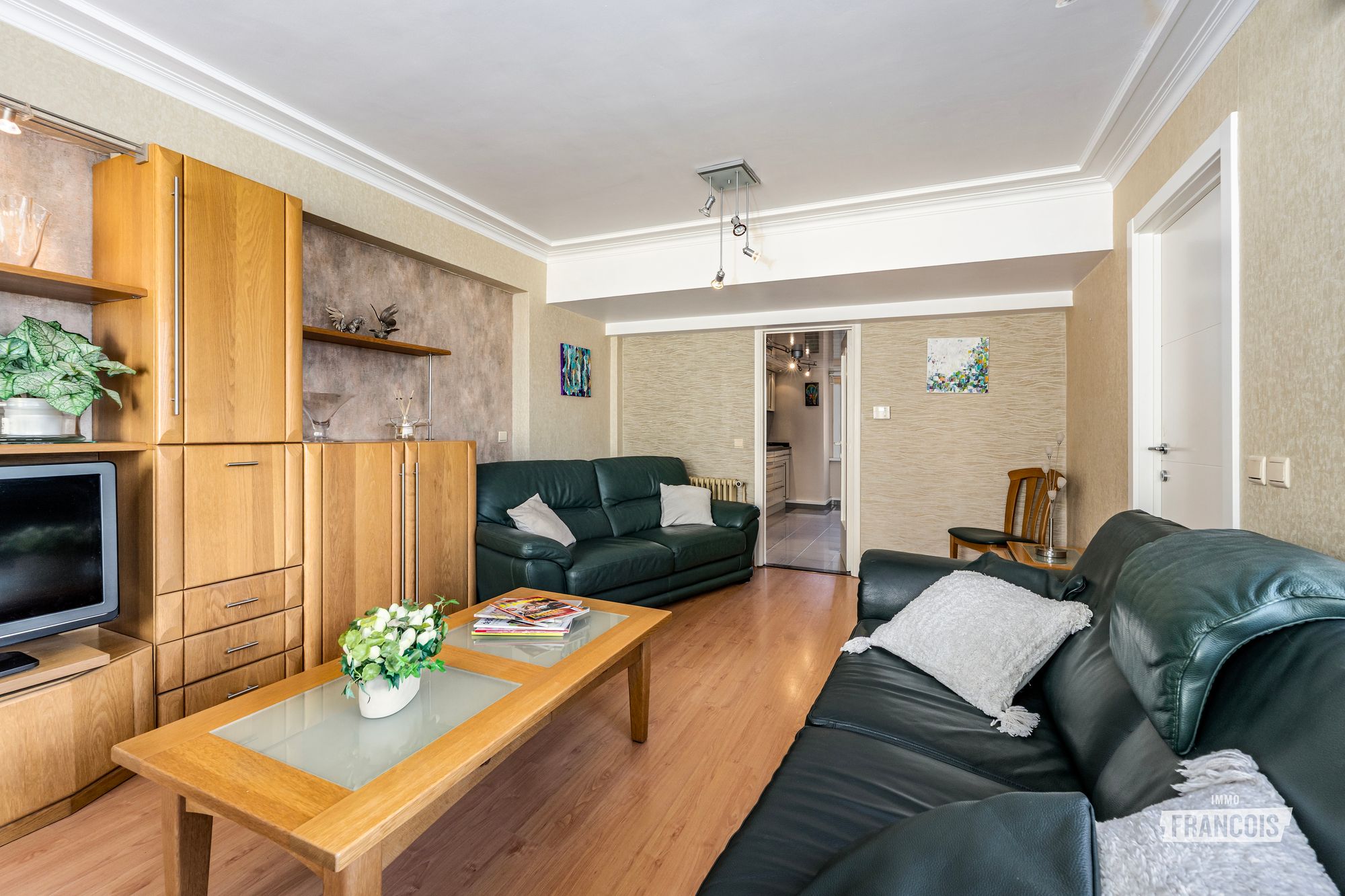 Penthouse met riant terras en zijdelings zeezicht in centrum Oostende. - foto 4