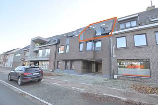 Bezoekmoment maandag 12/01/2026 van 17u tot 18u. Bevestig je aanwezigheid via matthijs@immogeernaert.be of 0470 07 72 41.Deze lichtrijke nieuwbouw...