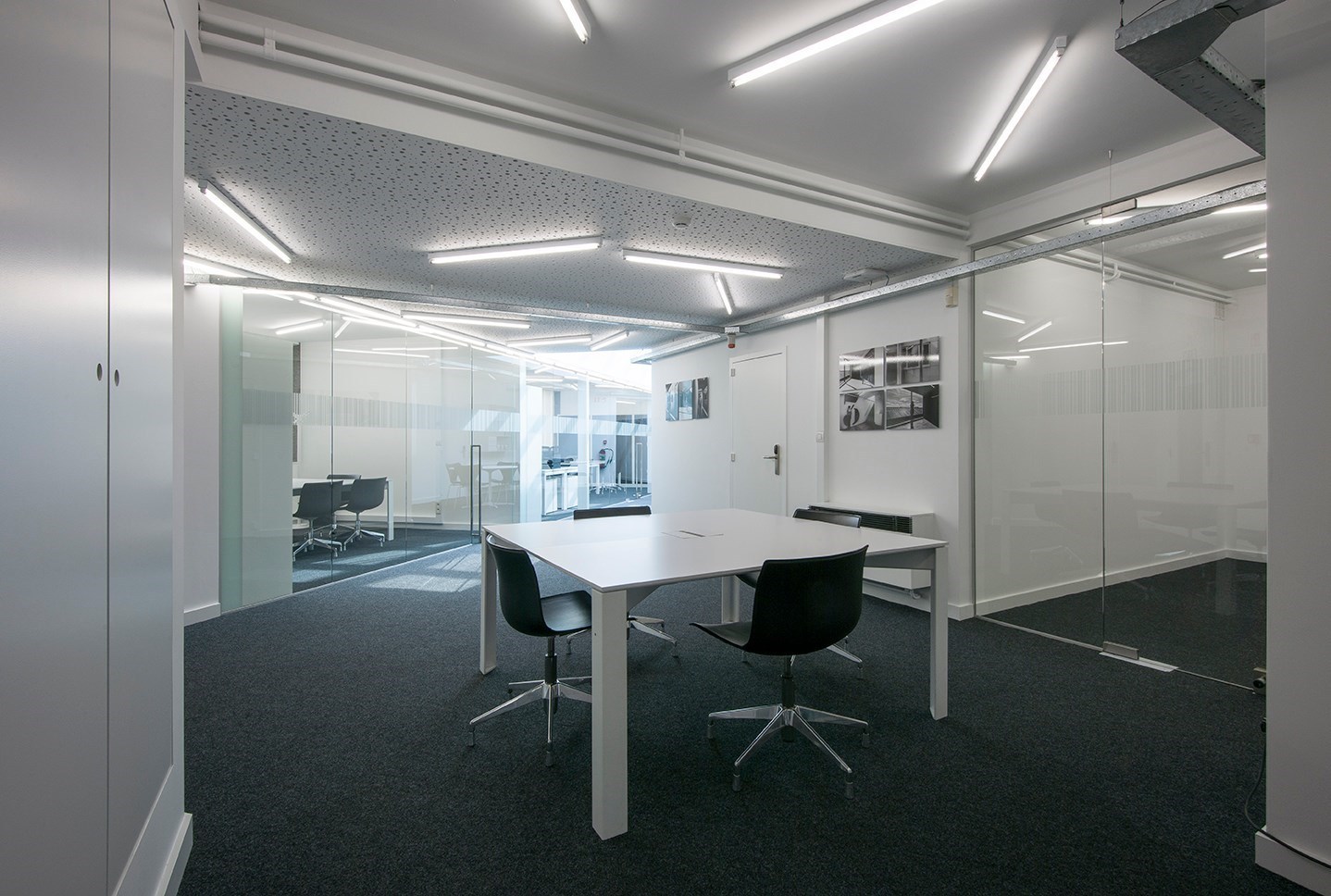 Perfect uitgerust kantoor (22 m²) met parking en alle faciliteiten inclusief, Torhout. - foto 3