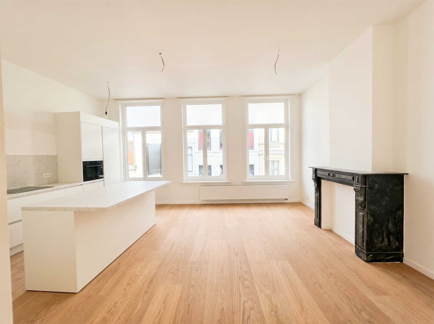 Volledig gerenoveerd appartement van 71 m² met 1 slaapkamer nabij Zurenborg - foto 1