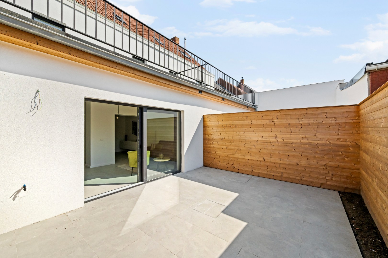 Maison prête à emménager avec 4 chambres, 2 salles de bains, un garage et 2 terrasses ensoleillées à Dadizele. - photo 5