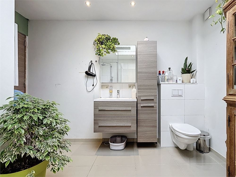 House for sale in Antwerp with 5 bedrooms - photo 4