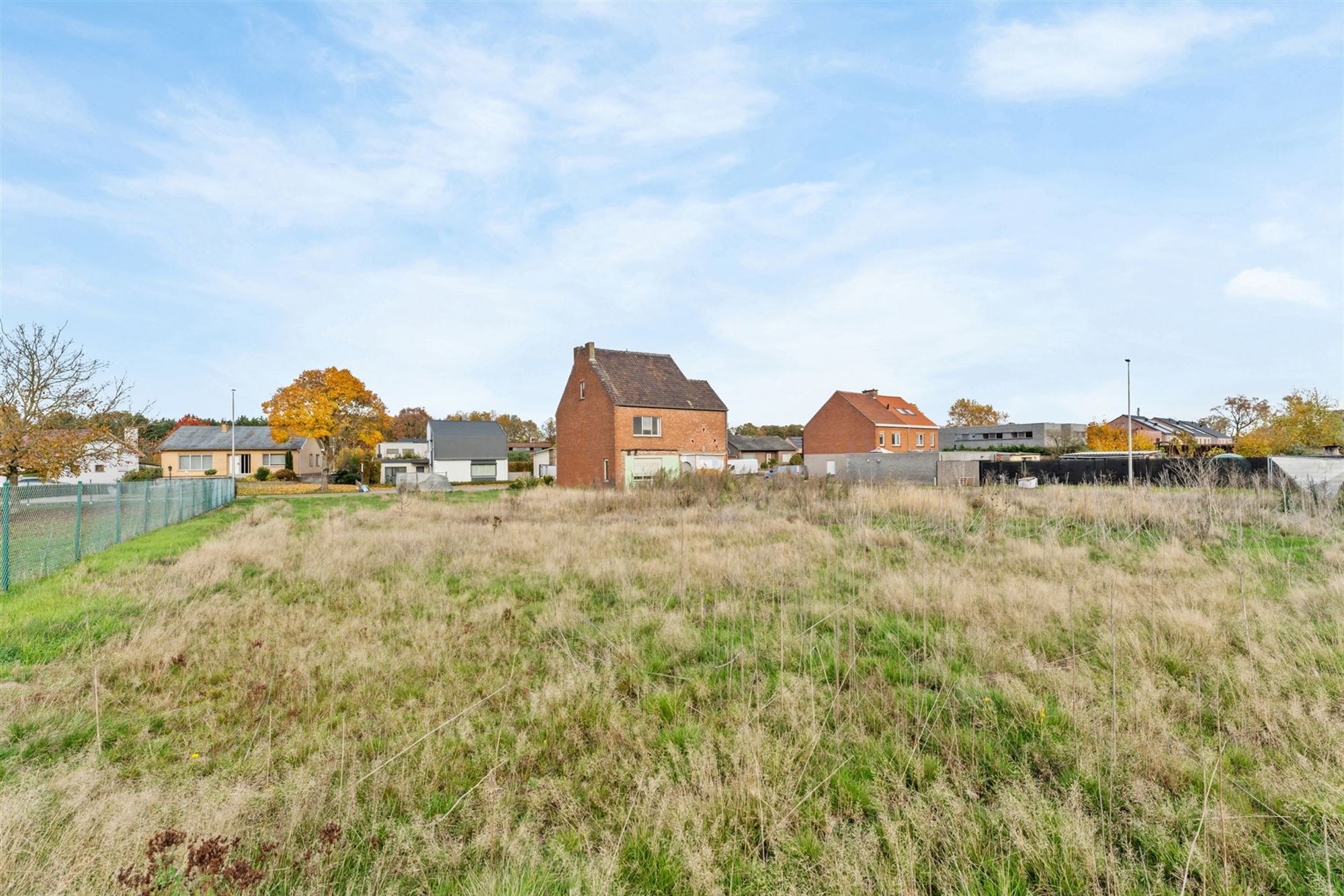 TE RENOVEREN OF AF TE BREKEN WONING OP EEN RUSTIGE LIGGEN TE PAAL - foto 3