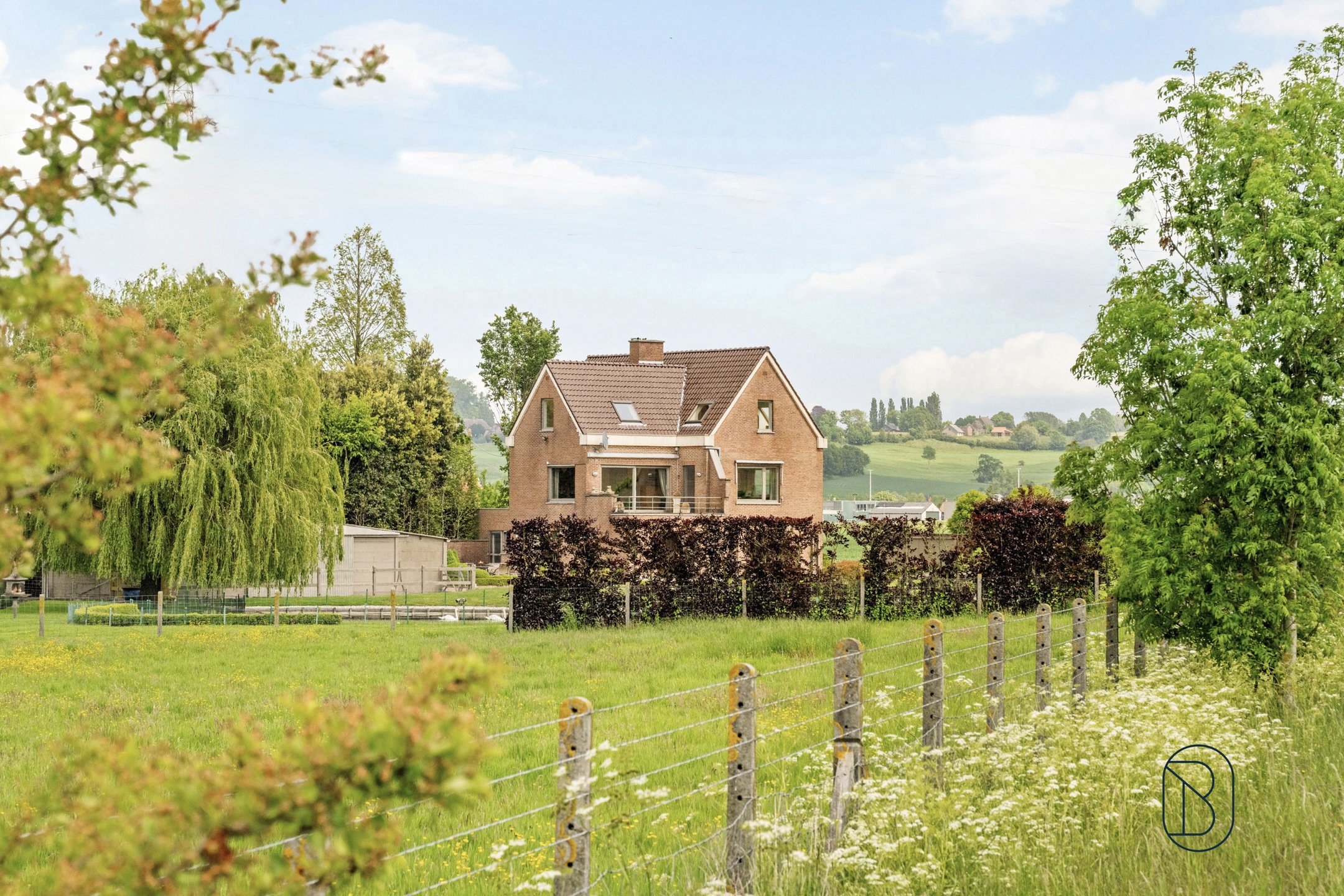 Unieke eigendom op 3,38 hectare met prachtig zicht - foto 1