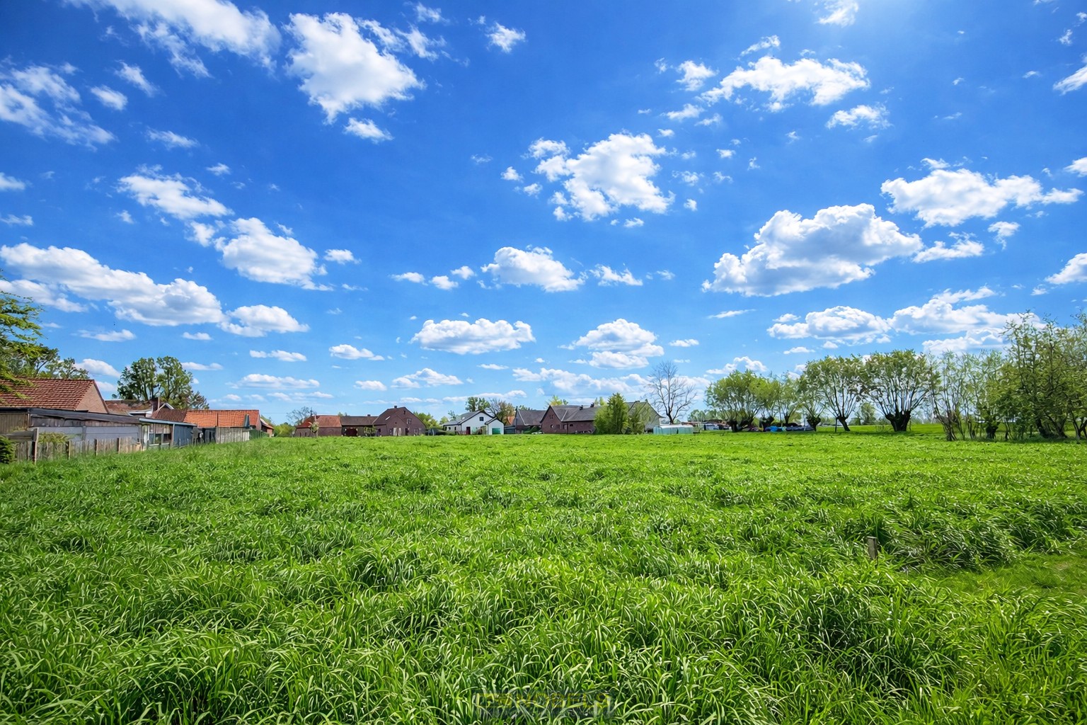 Te koop, uniek perceel (1.678m²) met ca. 23m straatbreedte in doodlopende straat - foto 2