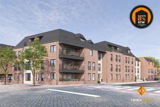 Dit ruime appartement van 109 m² is gelegen op de tweede verdieping.  Voorzien van twee grote slaapkamers waarvan 1 met dressing en een...