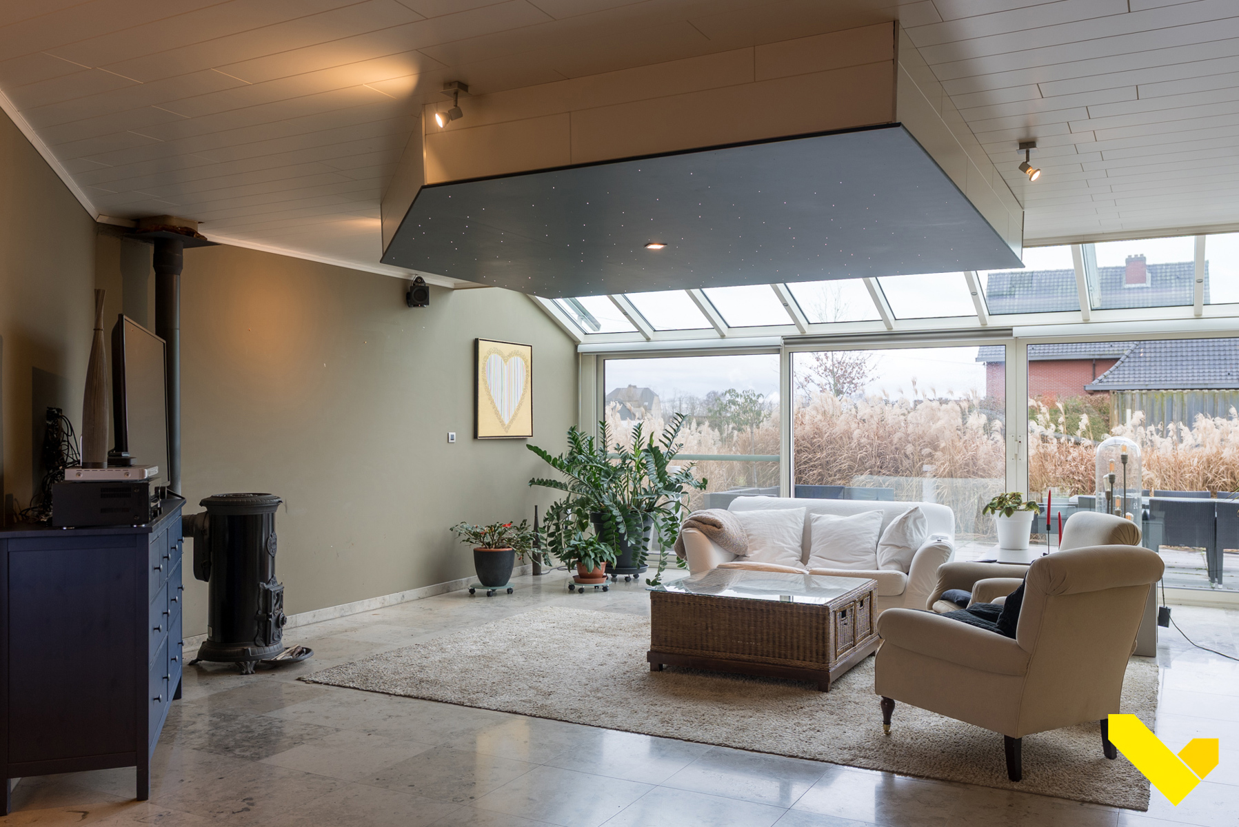 Zeer ruime karaktervolle woning met landelijk uitzicht.  - foto 5